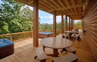 Big Elk Lodge in Pigeon Forge