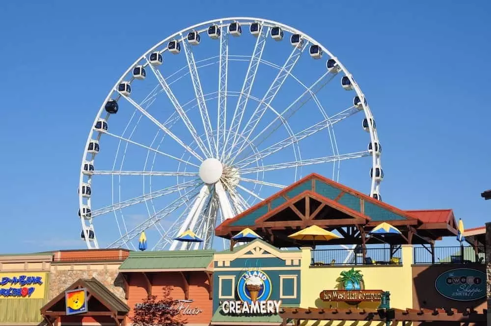 The Great Smoky Mountain Wheel at The Island in Pigeon Forge