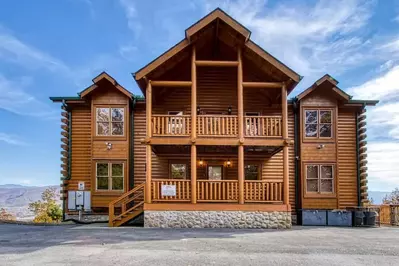 morning view manor cabin from hearthside