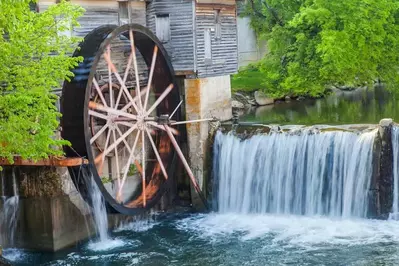 the old mill in pigeon forge