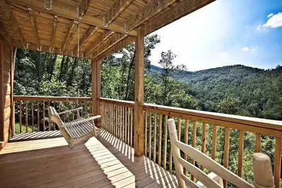 deck if a secluded luxury cabin in gatlinburg
