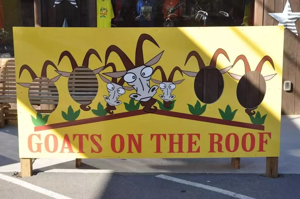 A sign for Goats on the Roof in Pigeon Forge.