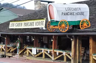 The outside of the Log Cabin Pancake Hose in Gatlinburg.