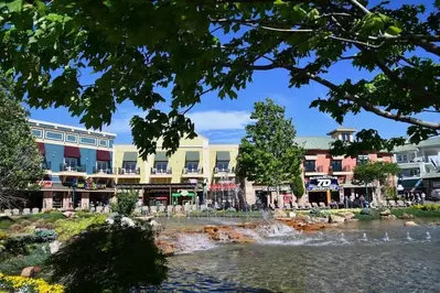Fountains and shops at The Island in Pigeon Forge Tn