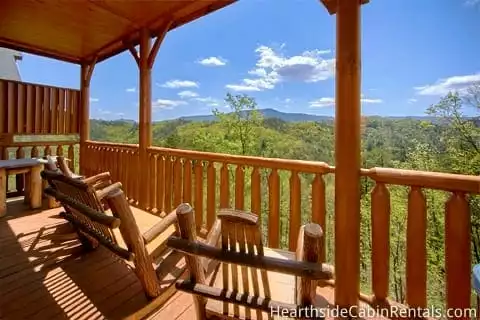 All-of-the-Preserve-Resort-cabin-rentals-are-located-close-to-all-of-the-fun-things-to-do-in-the-Pigeon-Forge-and-Gatlinburg-areas