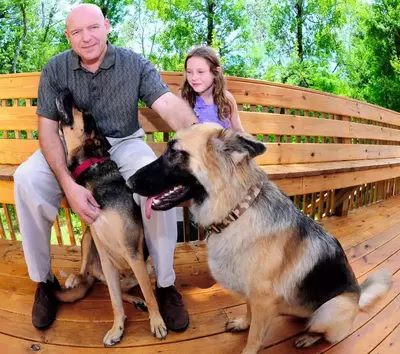 family relaxing during a Gatlinburg cabin vacation