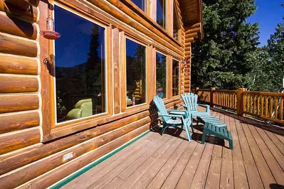 relaxing Gatlinburg cabin