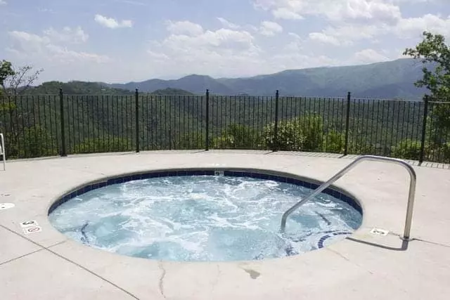 outdoor hot tub at HearthSide at the Preserve