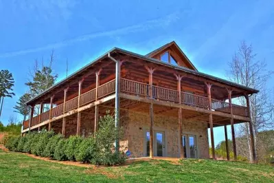 Bear Elegance Pigeon Forge cabin with indoor pool