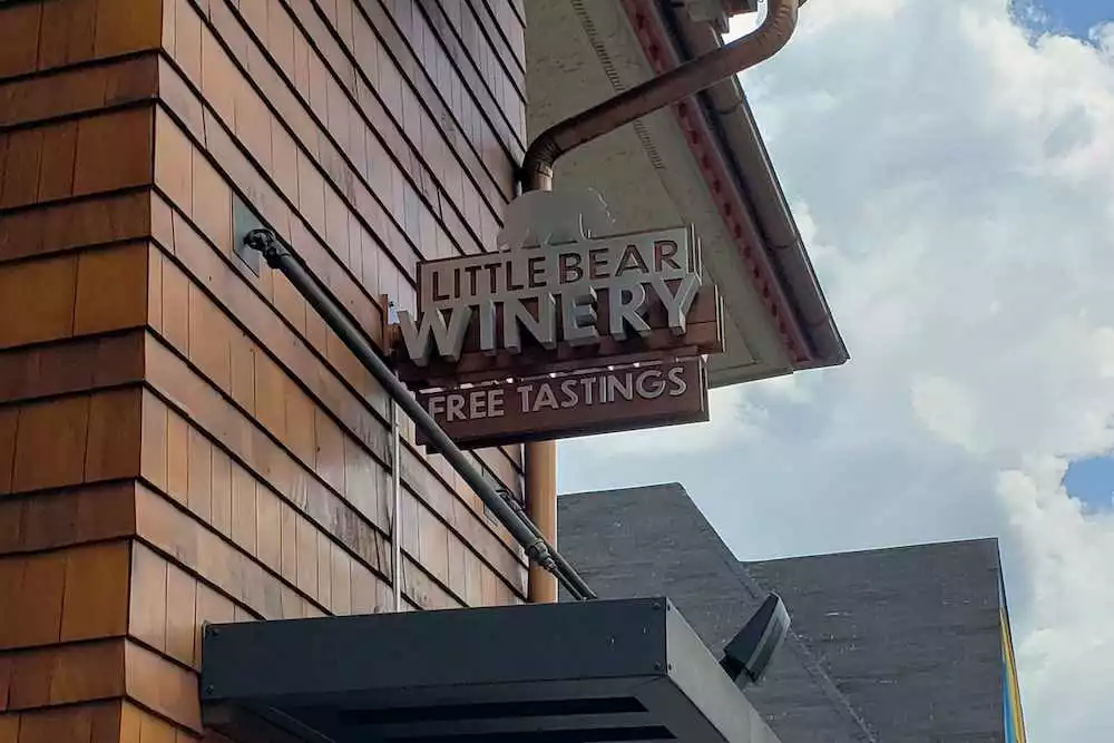 little-bear-winery[1]