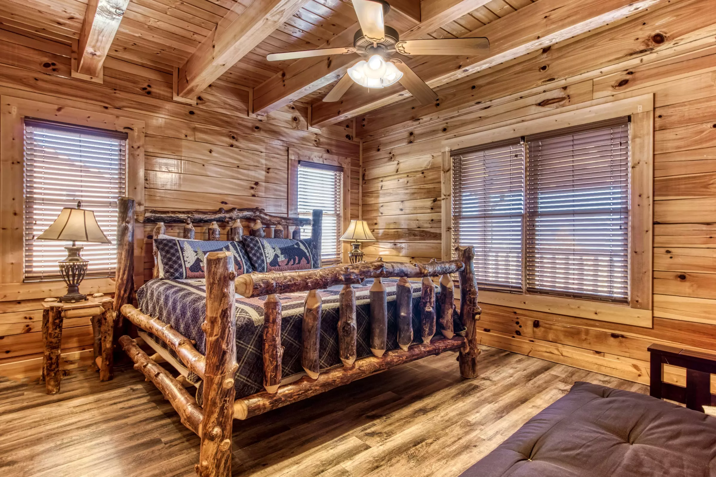 AWESOME VIEW LODGE