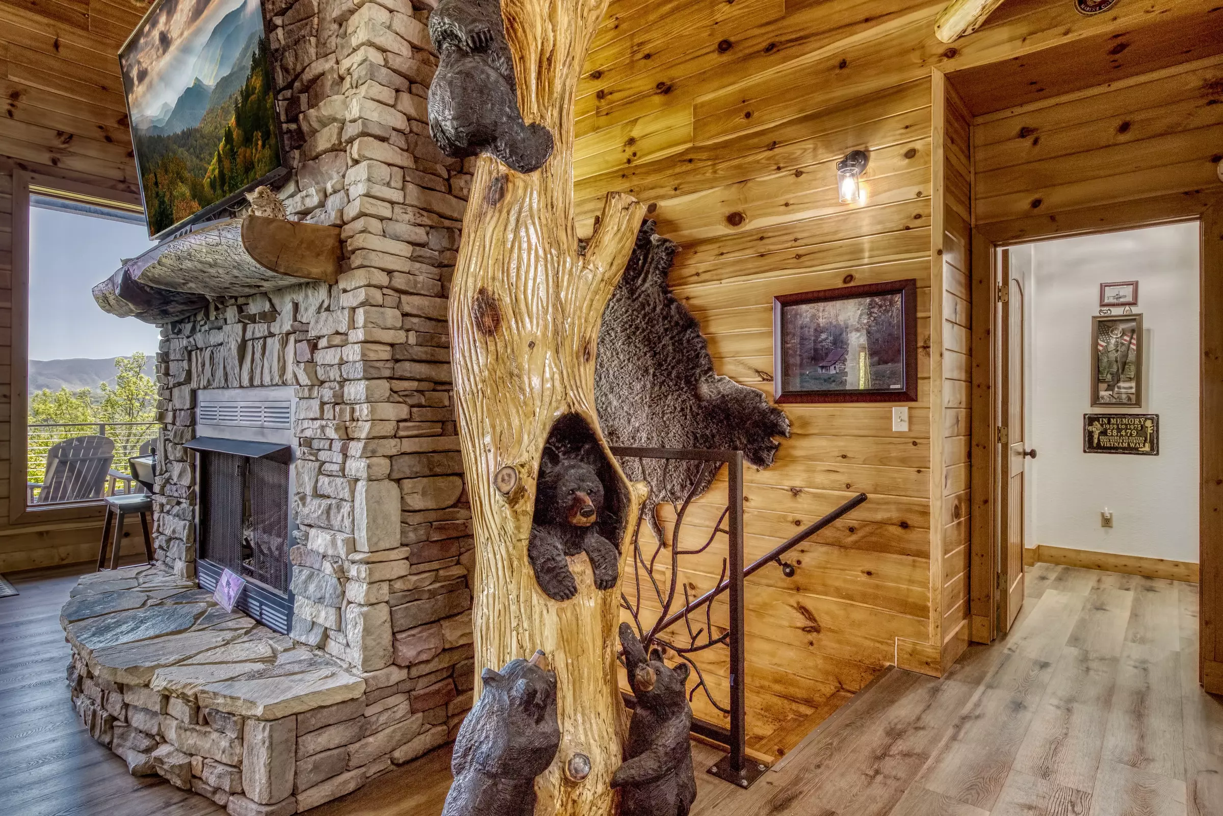 FIVE BEARS MOUNTAIN VIEW LODGE