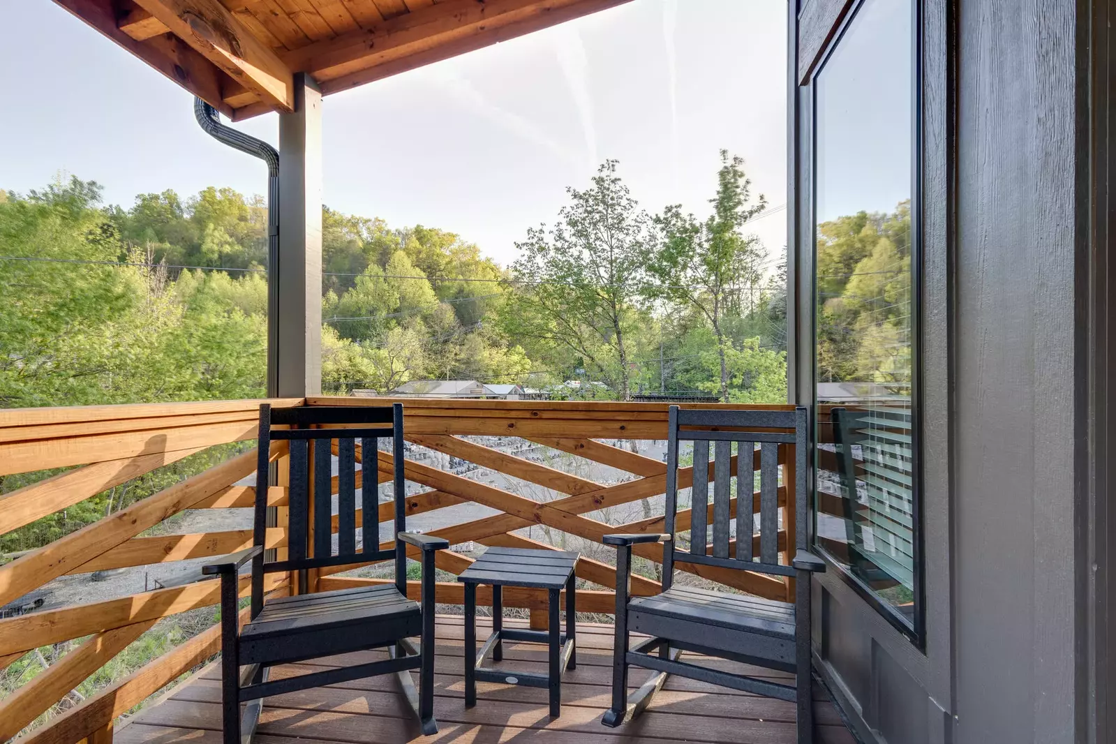 LAUGHING BEAR LODGE
