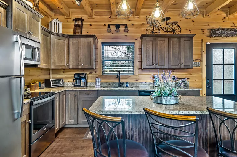 LAZY BEAR LODGE