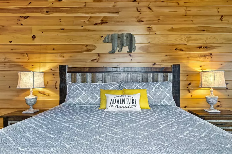 LAZY BEAR LODGE