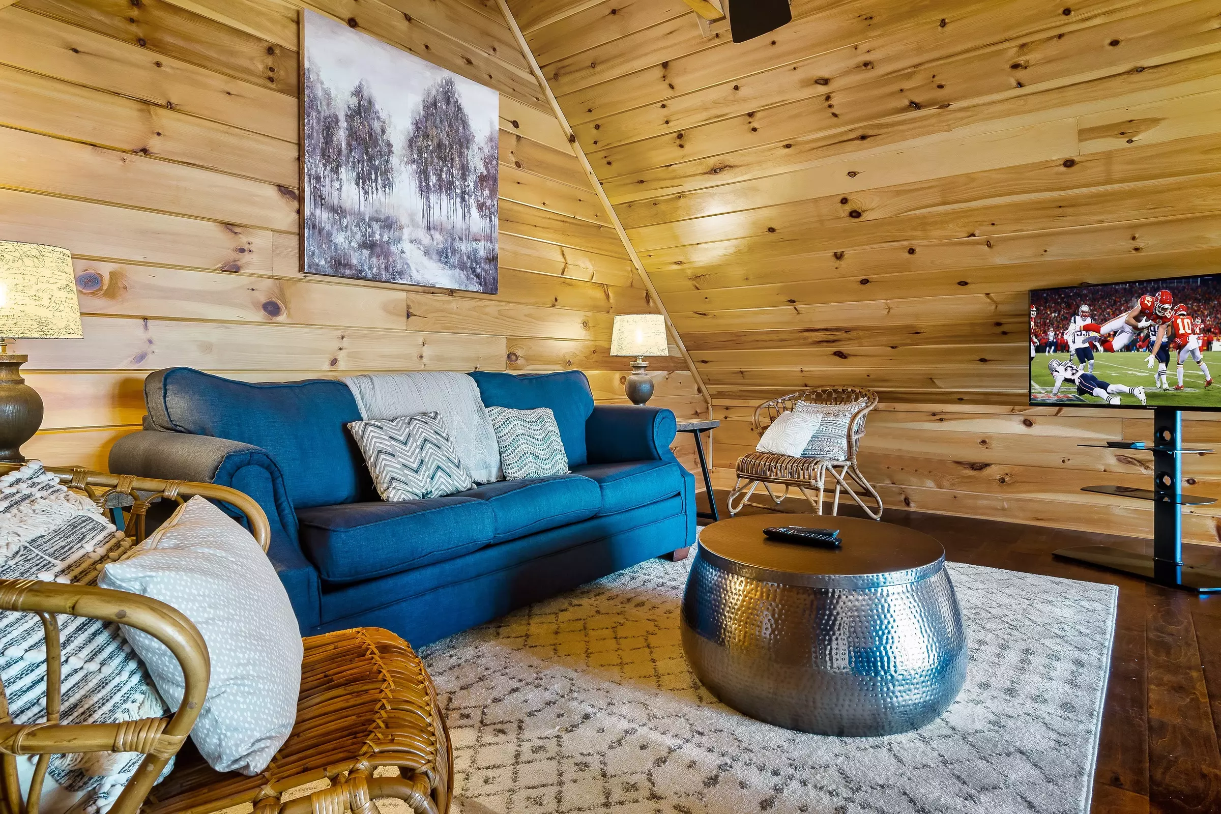 LAZY BEAR LODGE