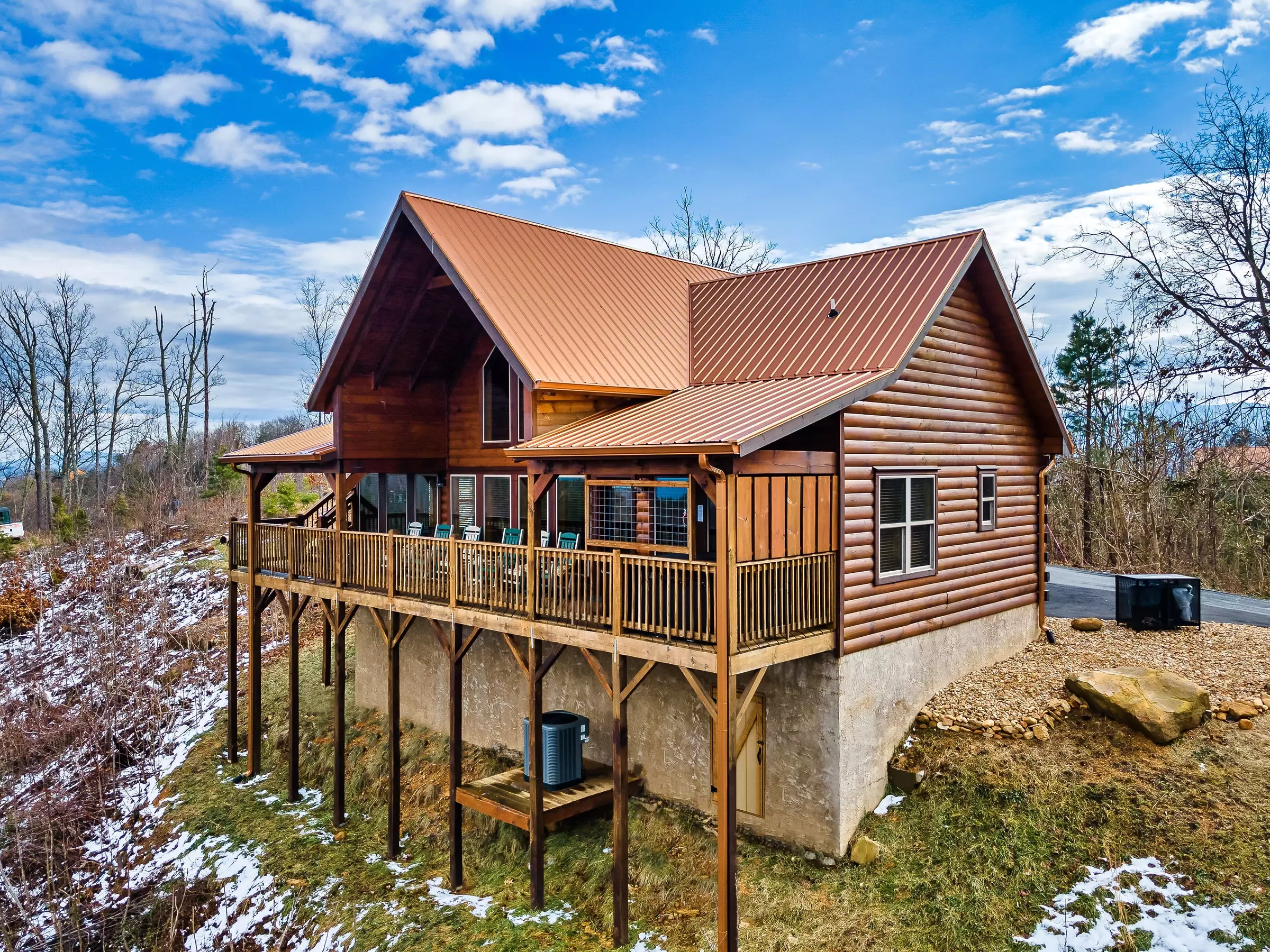 LAZY BEAR LODGE