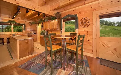 Dining area at Majestic View Lodge cabin near Pigeon Forge and Gatlinburg