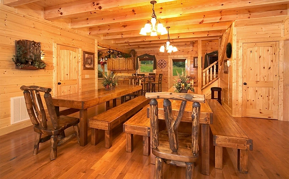 Family-style dining room at Majestic View Lodge cabin in Pigeon Forge