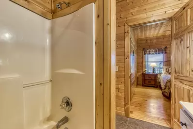 MOUNTAIN CREEK RETREAT