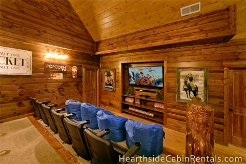 8 bedroom cabin in Pigeon Forge with home theater room Mountain Top Retreat.