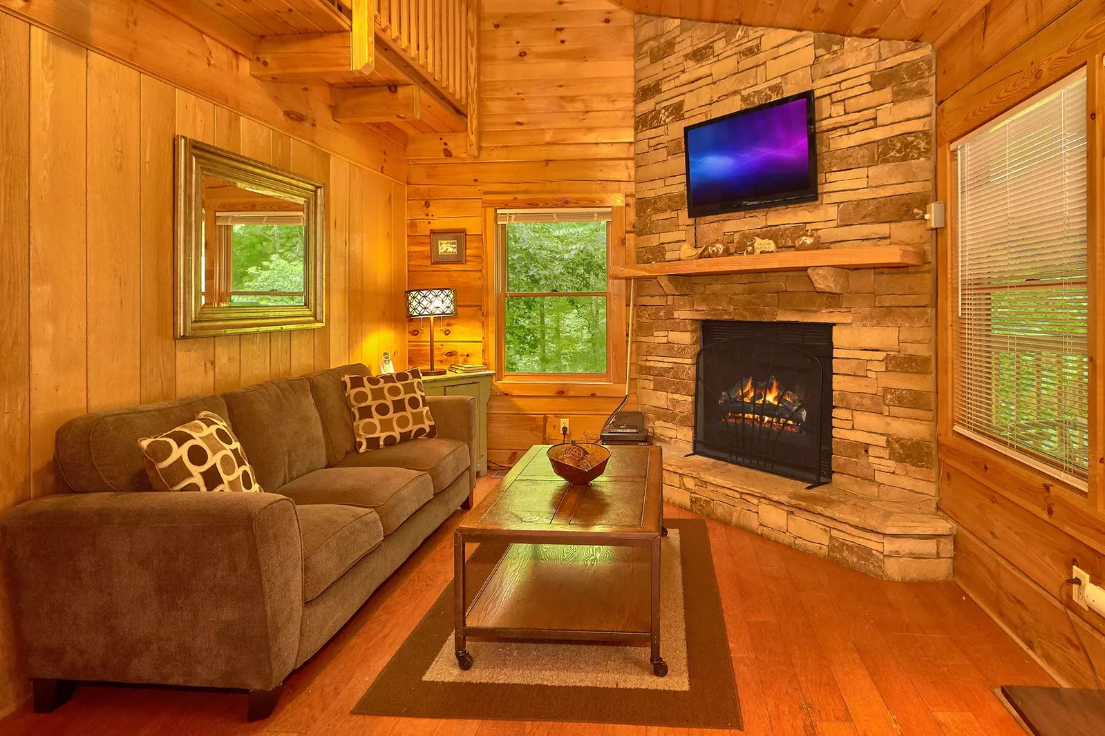 NATURES HIDEAWAY 2 bedroom Cabin in Sevierville