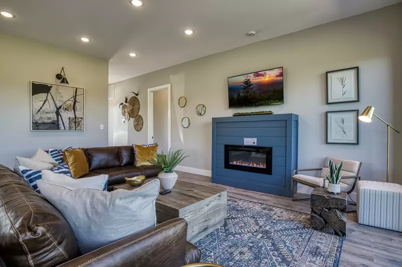MOUNTAIN SPRINGS MANOR