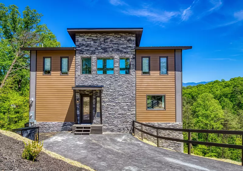 MOUNTAIN SPRINGS MANOR