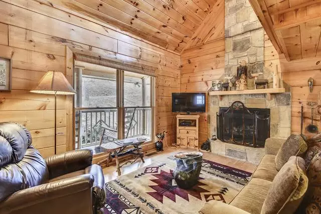 SECLUDED HIDEAWAY