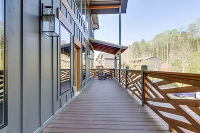 SLEEPING BEAR LODGE