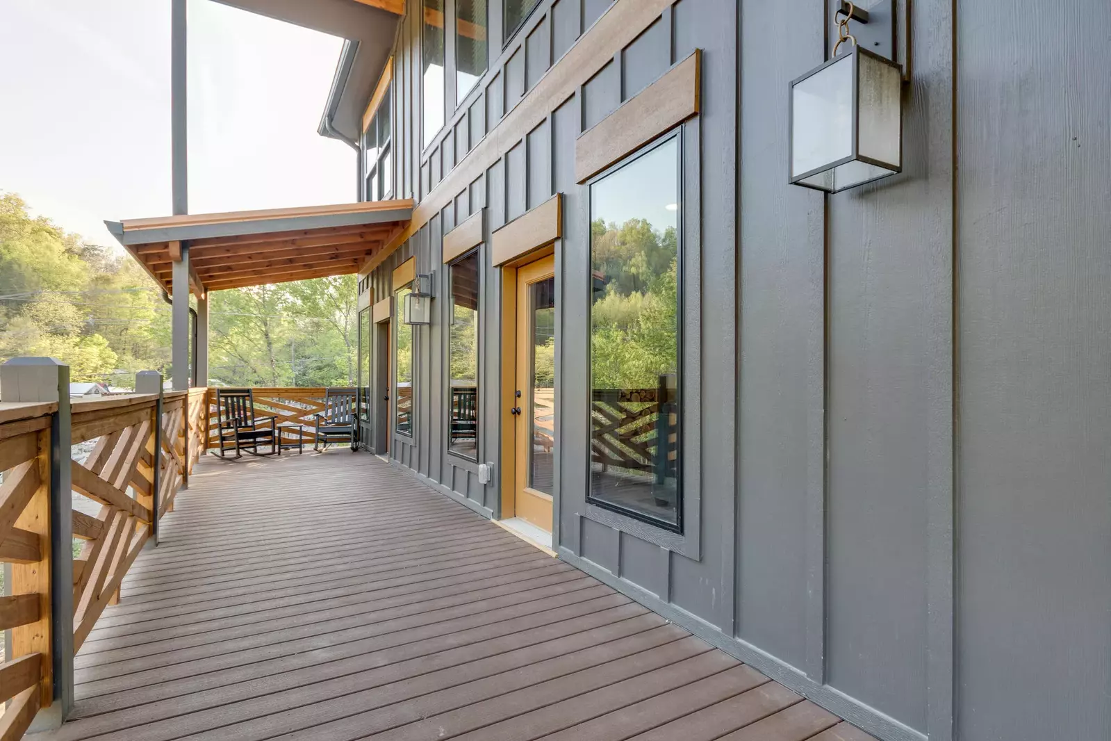 SLEEPING BEAR LODGE