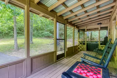 SLEEPING BEAR HIDEAWAY