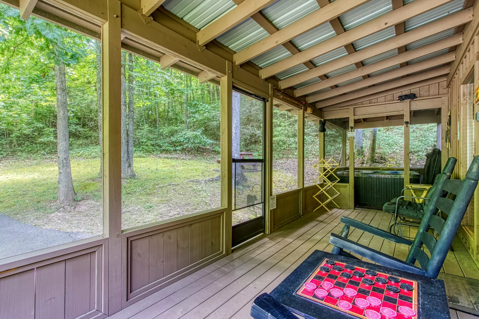 SLEEPING BEAR HIDEAWAY