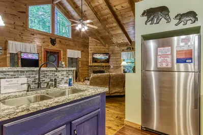 SLEEPING BEAR HIDEAWAY