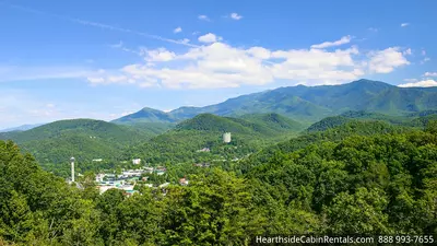 YONDER MOUNTAIN LODGE