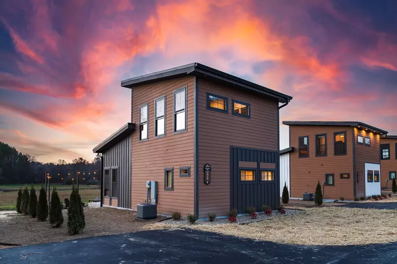 MOUNTAIN RETREAT AT GOOSE GAP RESERVE