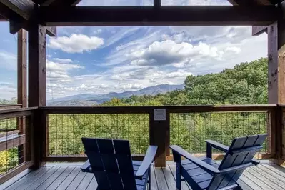 view from yonder mountian lodge cabin