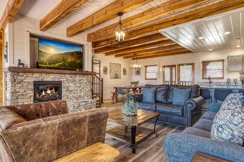 MOUNT LECONTE VIEW LODGE - 8 bedroom Cabin in Gatlinburg
