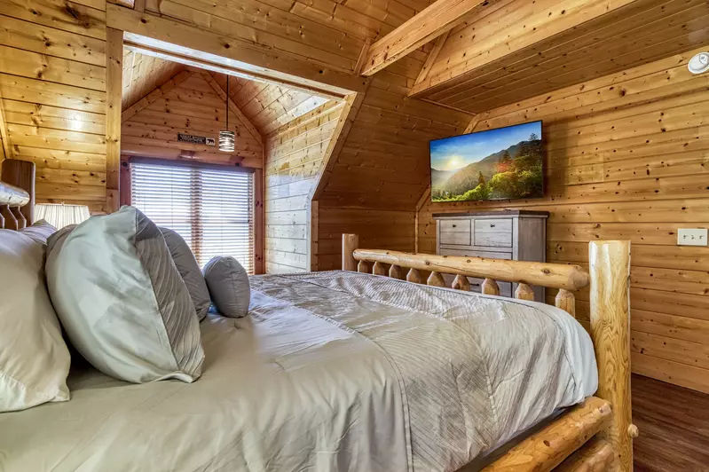 MOUNT LECONTE VIEW LODGE - 8 bedroom Cabin in Gatlinburg