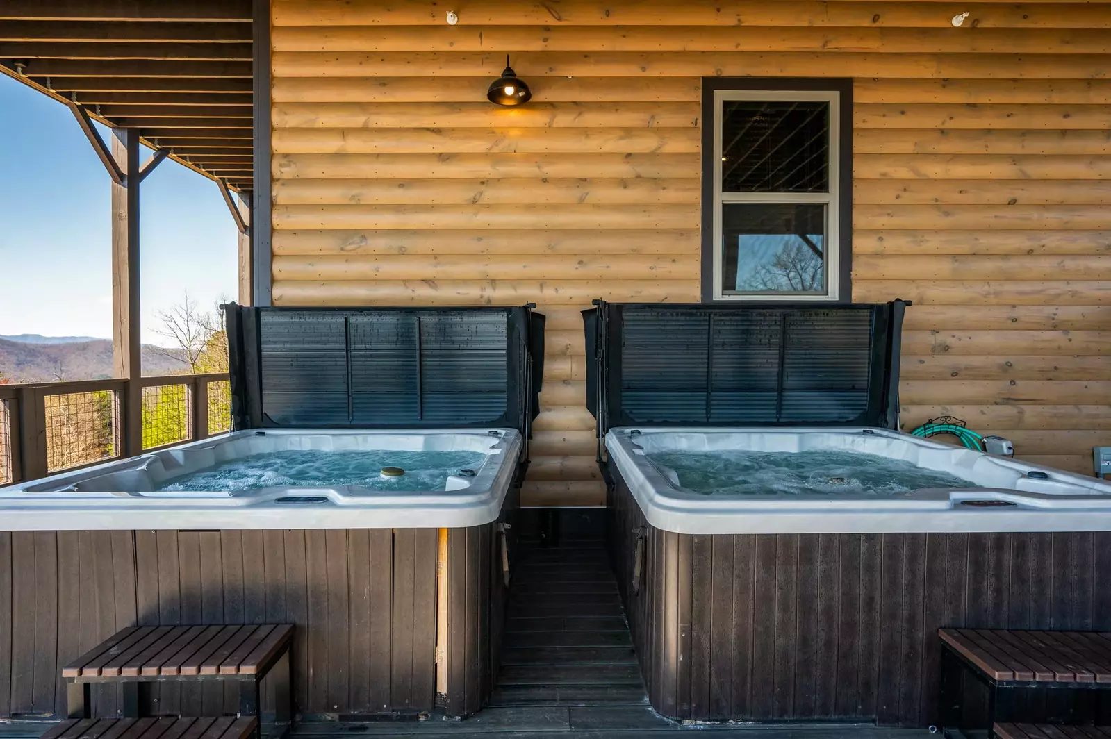 LUCID DREAMS LODGE