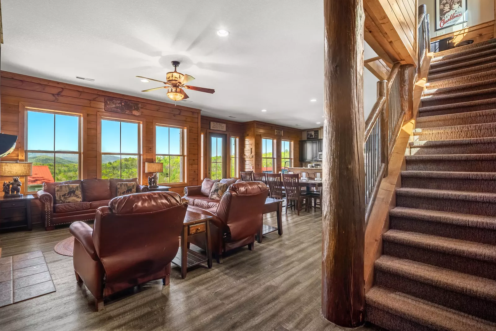 SUMMIT RIDGE LODGE