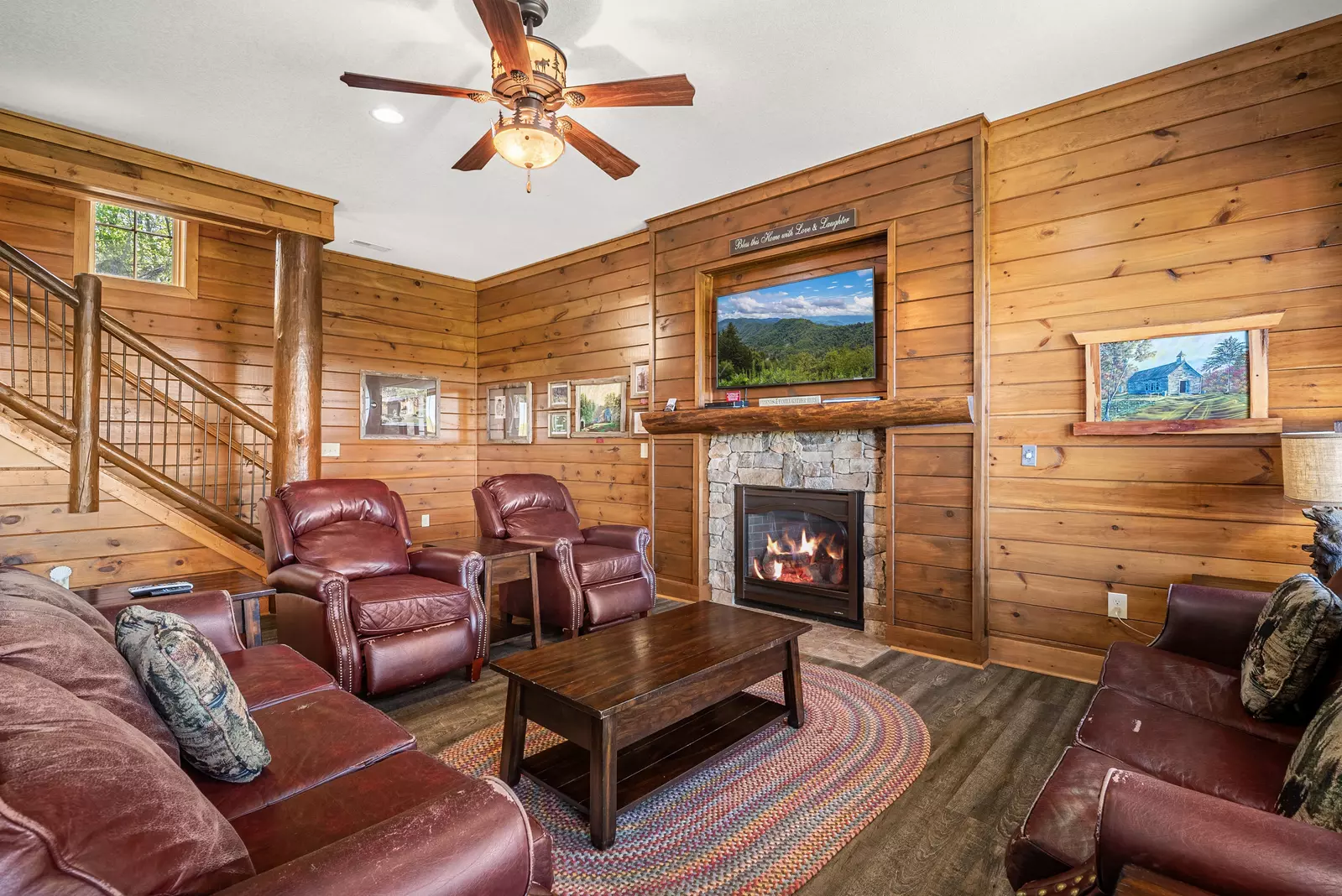 SUMMIT RIDGE LODGE