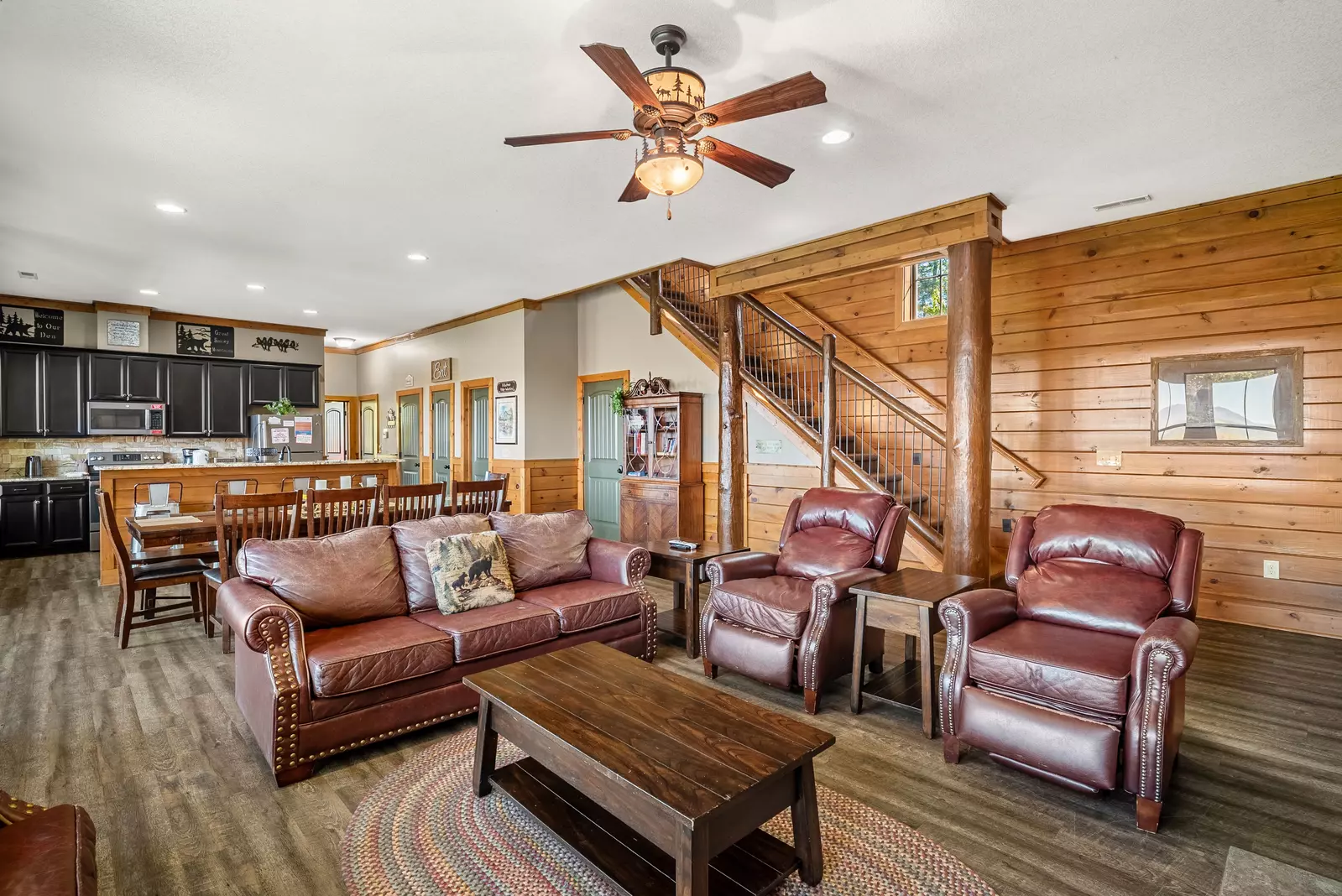 SUMMIT RIDGE LODGE
