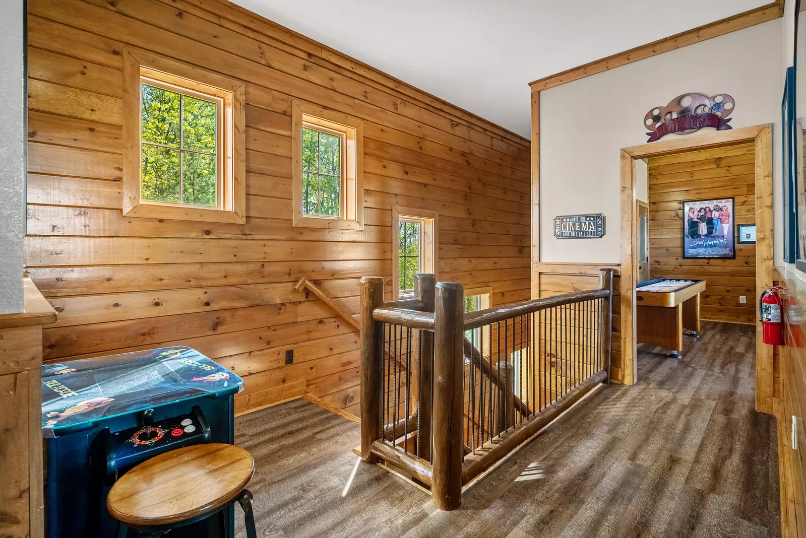SUMMIT RIDGE LODGE