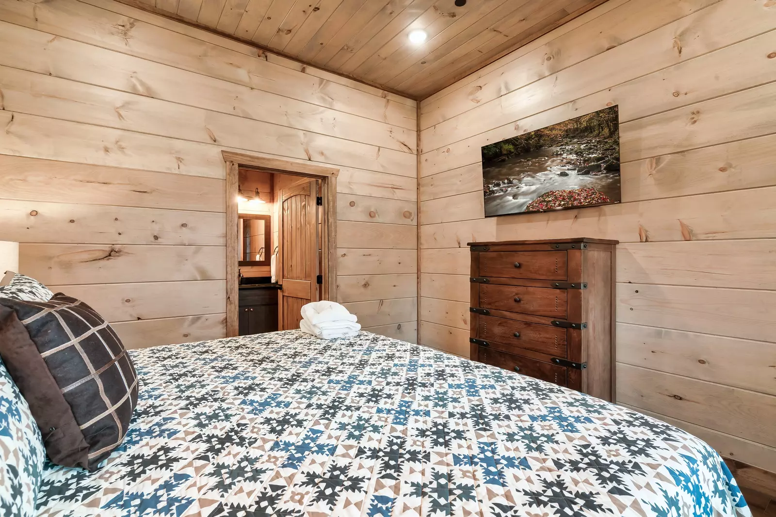 HIBERNATION LODGE