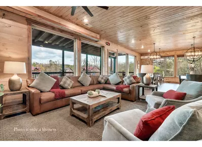 ROOF TOP LODGE