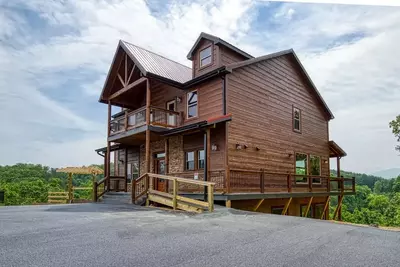 at last serenity is one of our top luxury cabin rentals in pigeon forge tn