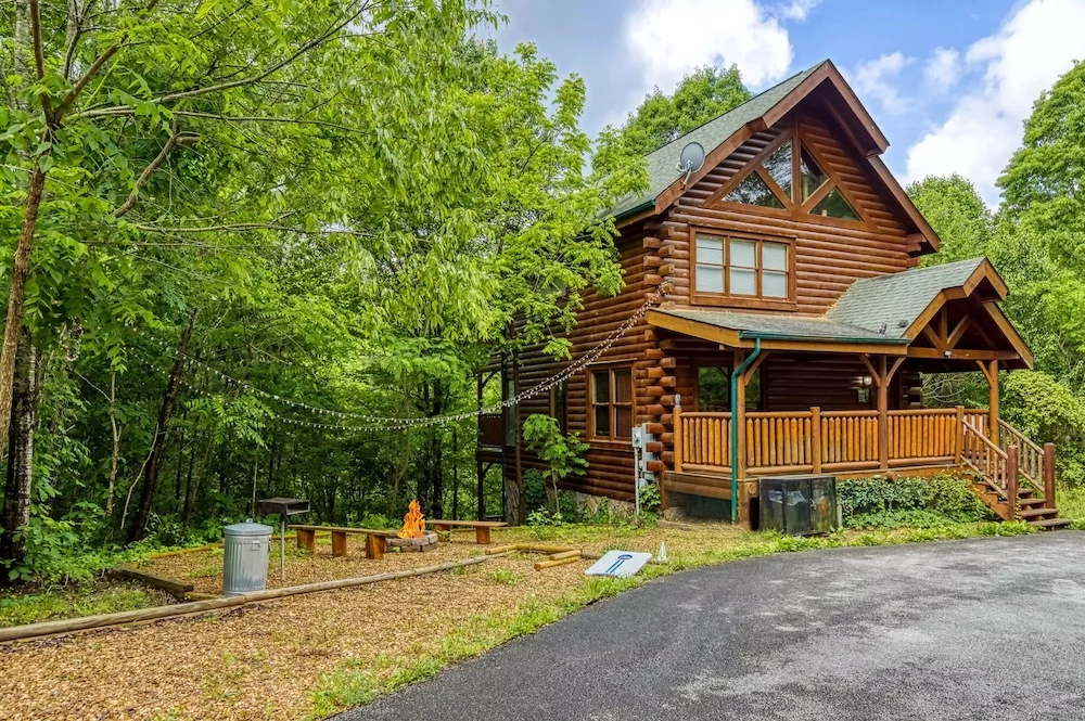 peaceful retreat is a pet friendly cabin in gatlinburg