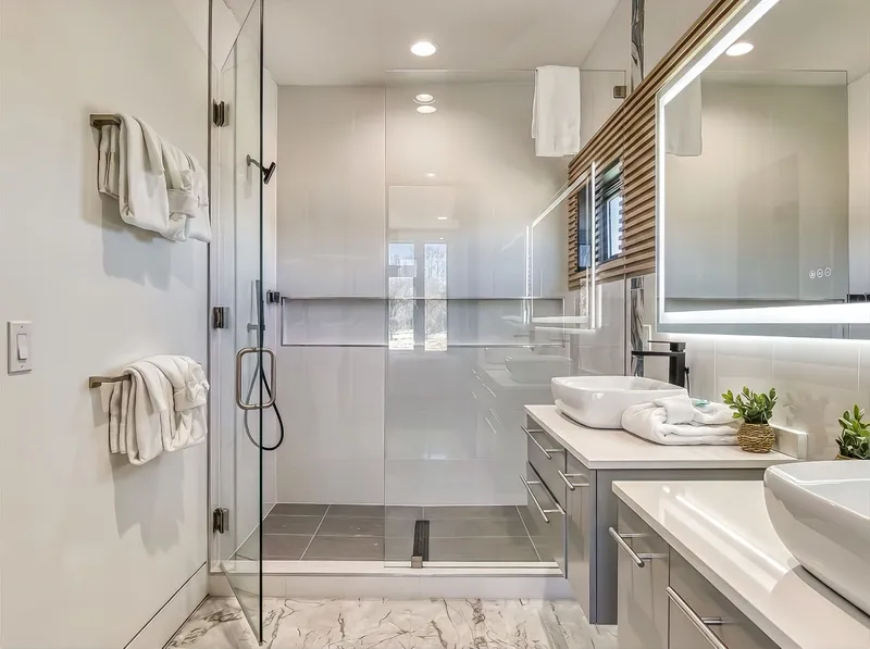 MOUNTAIN MODERN ESCAPE