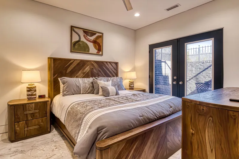 MOUNTAIN MODERN ESCAPE